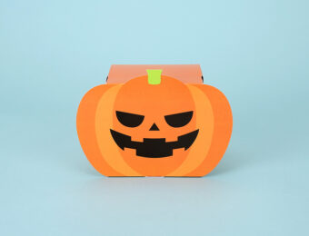 ハロウィン向け かぼちゃ型のお菓子箱 正面