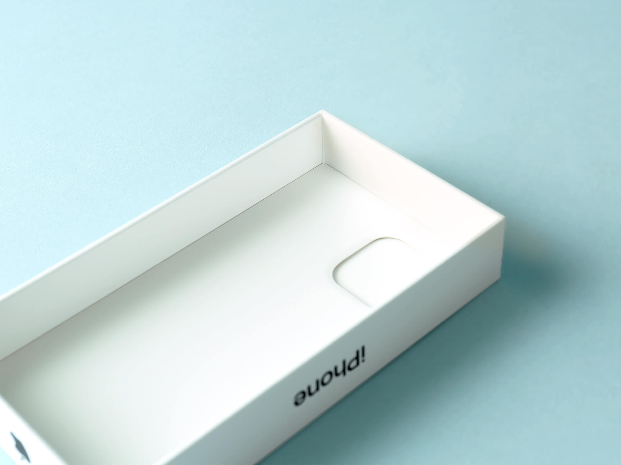 iPhoneの箱 内側部分にものりしろが目立たない