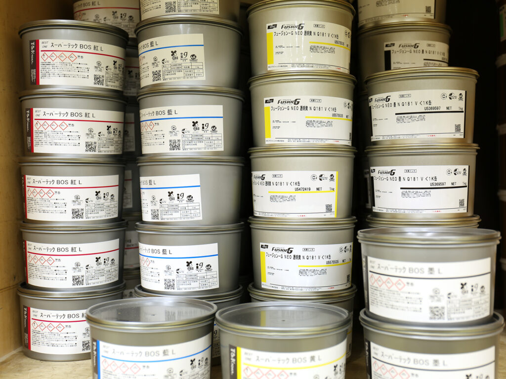 化粧箱の色校正　本機校正　オフセット印刷用インキ　CMYK　製造