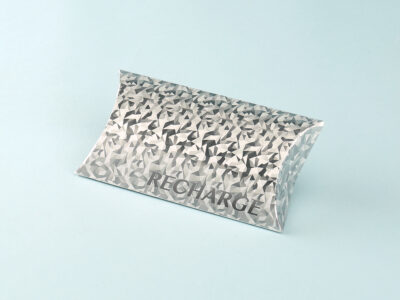 ホログラム紙×箔押しのピローケース 自動車装飾品用
