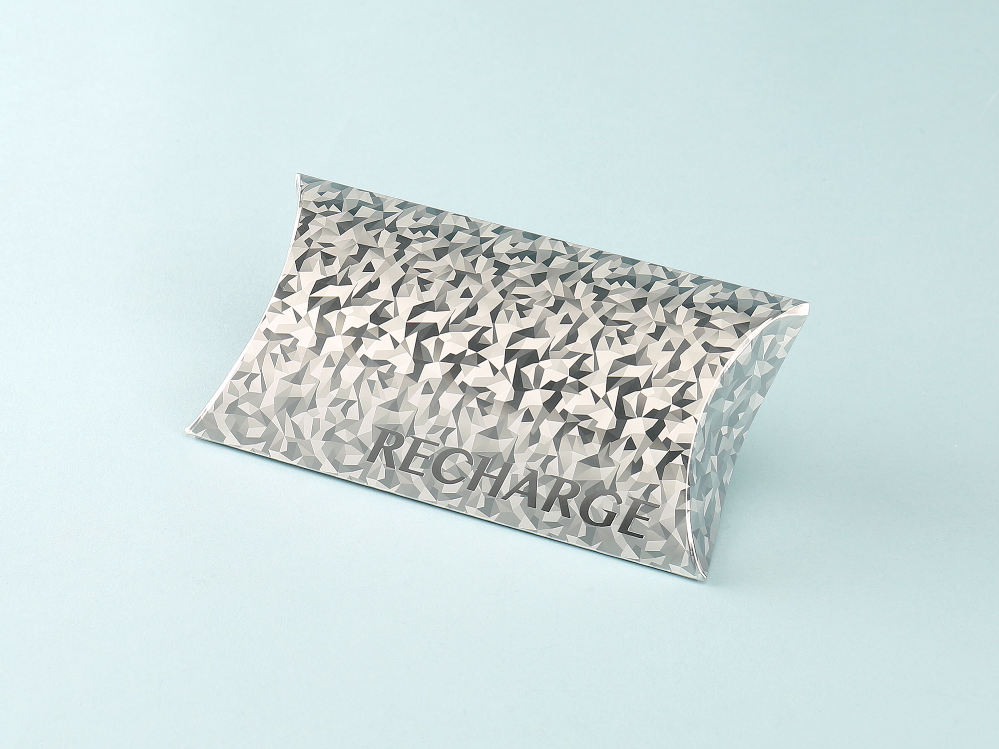 ホログラム紙×箔押しのピローケース 自動車装飾品用